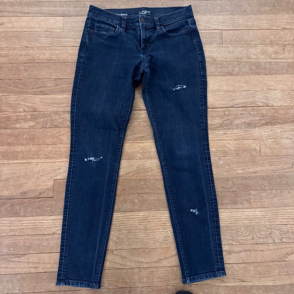 Loft women's distressed modern skinny dark wash jeans size 27/4 b4